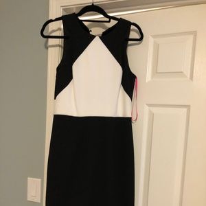 New, never worn Betsy Johnson dress
